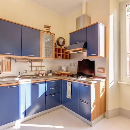 Lovely 4-Bedroom Apartment 30M Sangiovanni Metro Rome Exterior photo